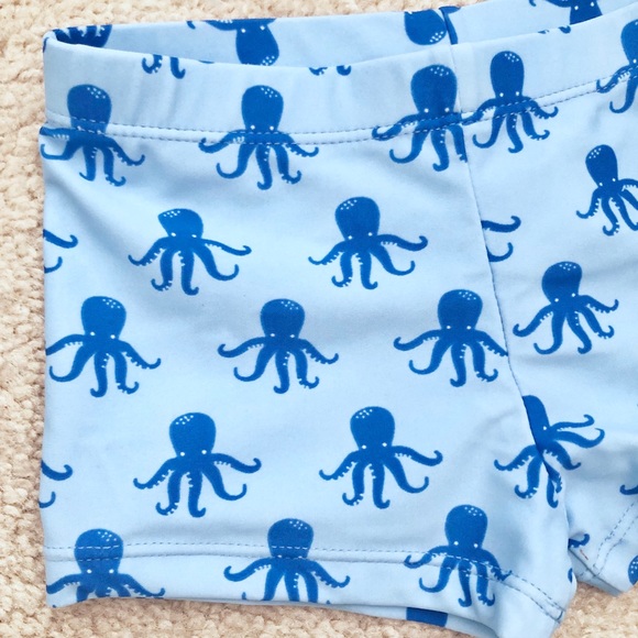 Zara sun hat and swimming trunks - Picture 2 of 5